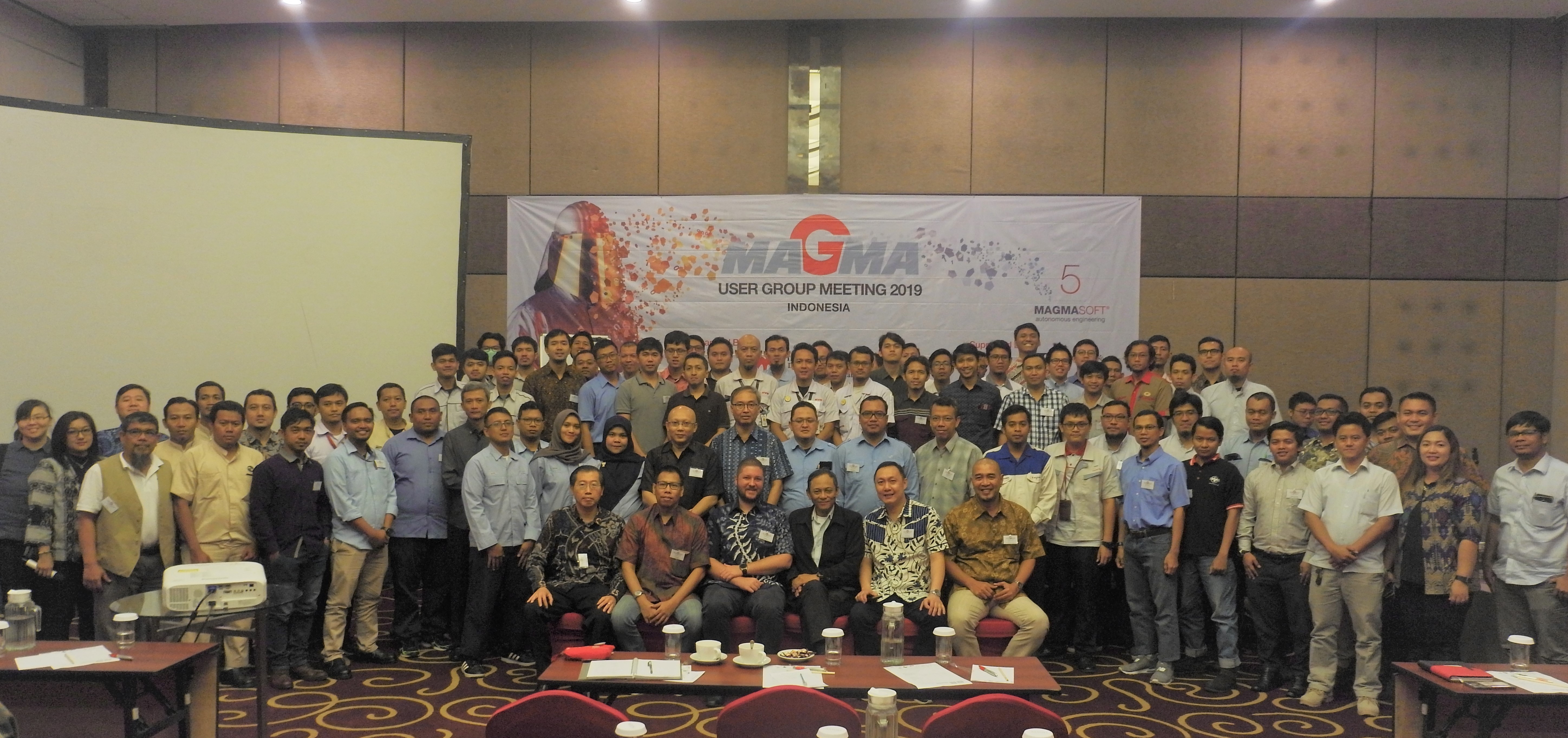 Indonesia_UGM2019_GroupPhoto_edited 